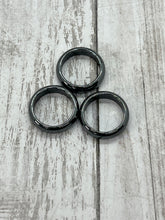 Load image into Gallery viewer, Hematite Rings (round)
