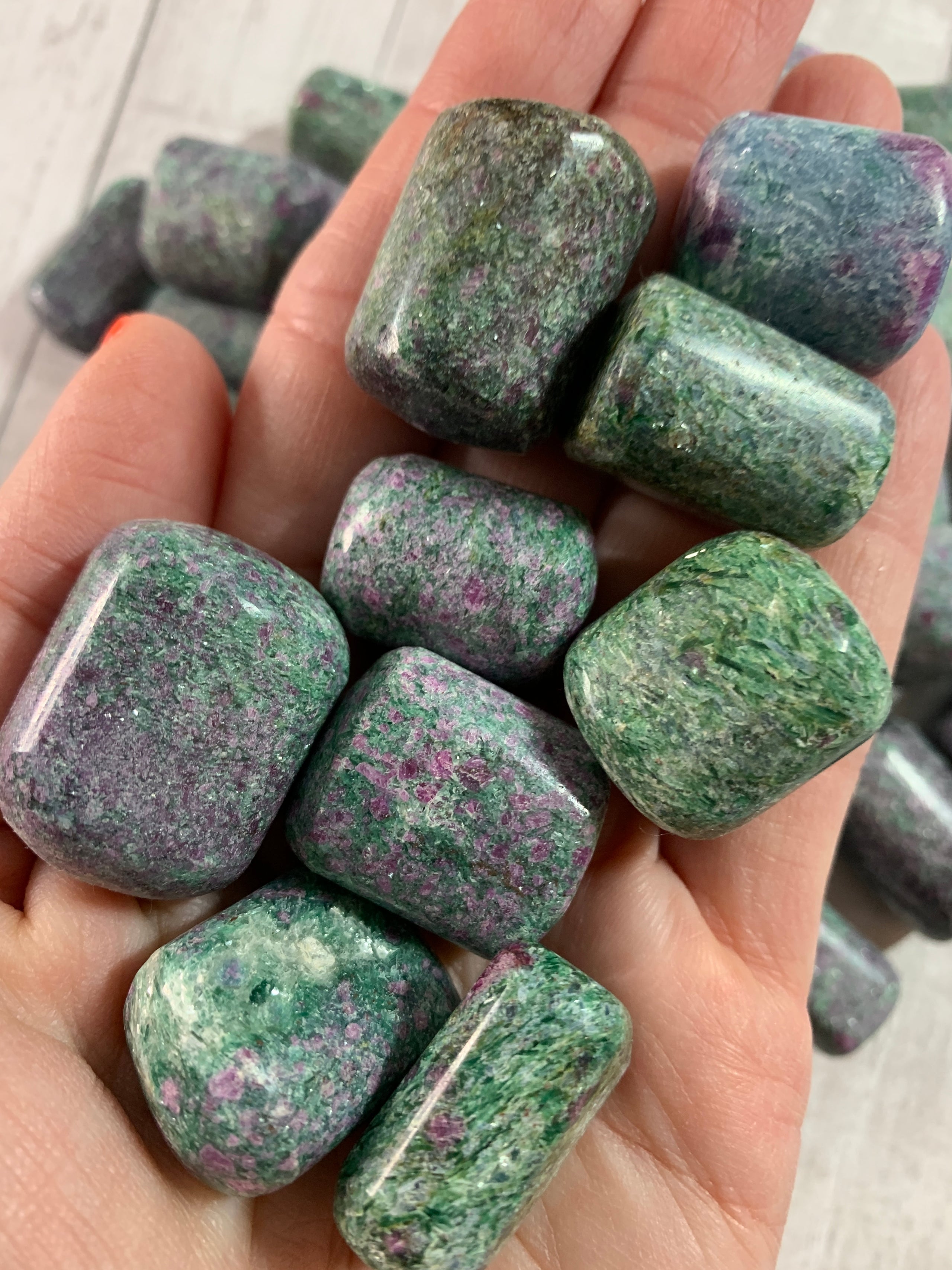 Fuchsite tumbled on sale