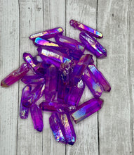Load image into Gallery viewer, Violet Aura Quartz / Purple Aura Quartz Points
