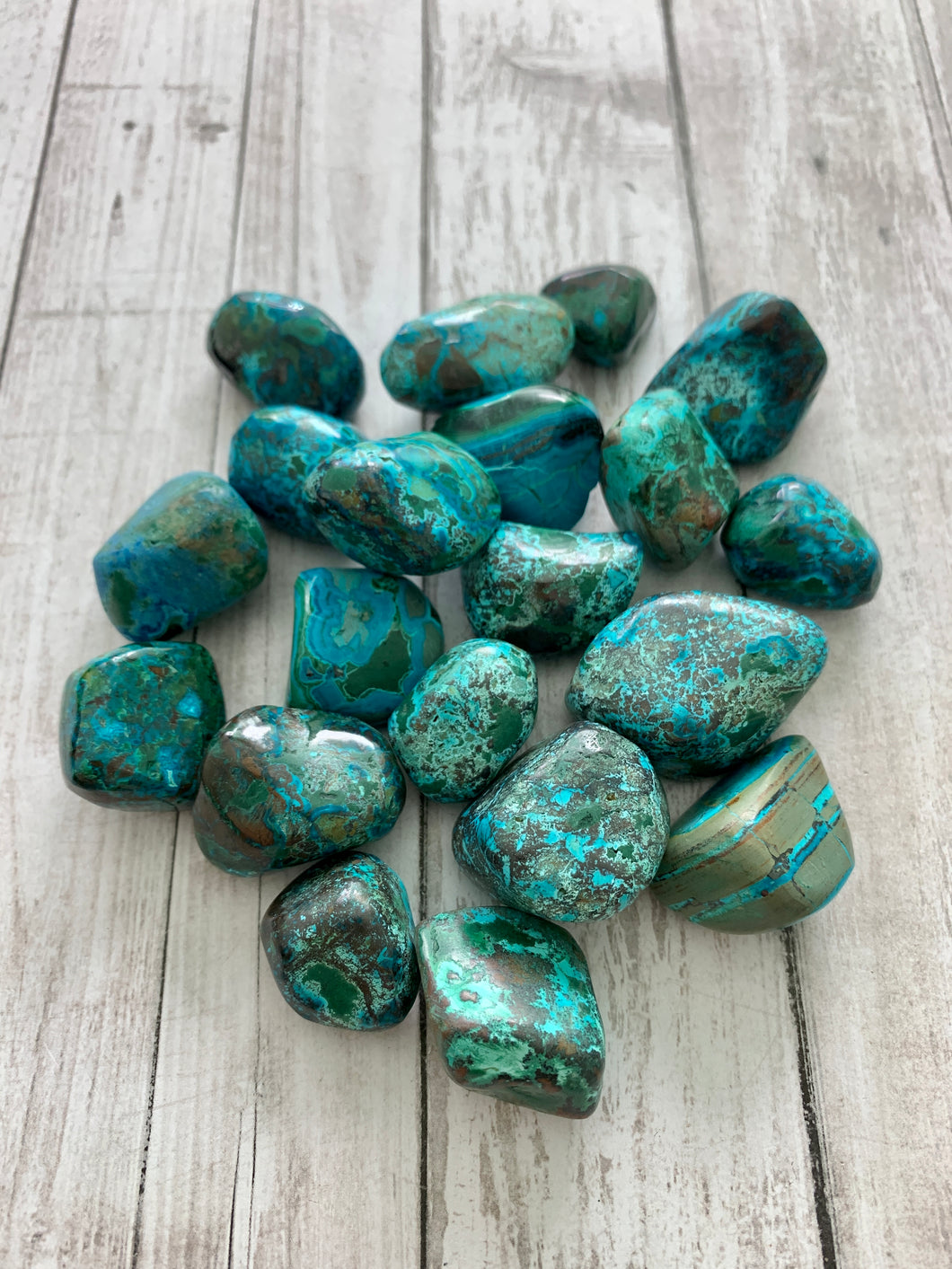Malacolla Tumbled Crystal